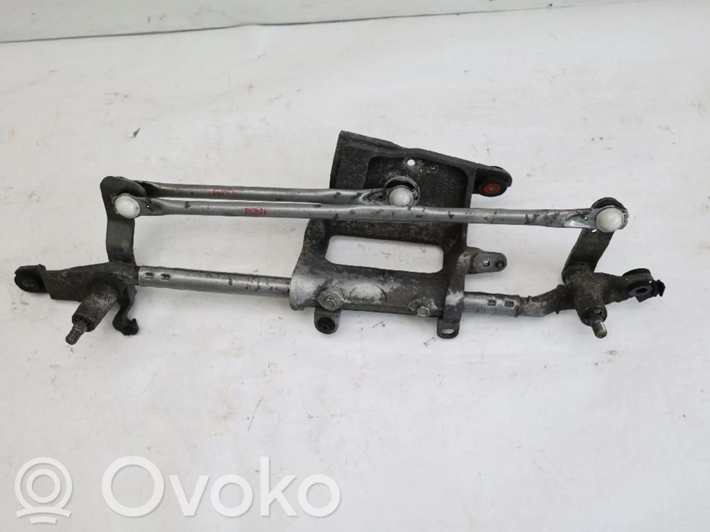 Mazda 3 II Tiranti del tergicristallo anteriore 