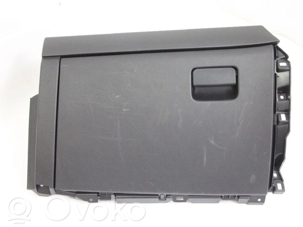 Guantera   8006A630,8006A630,8006A631XA,8006A408XB,8006A630,8006A631XA