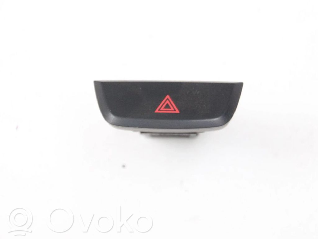 Isuzu D-Max Hazard light switch 