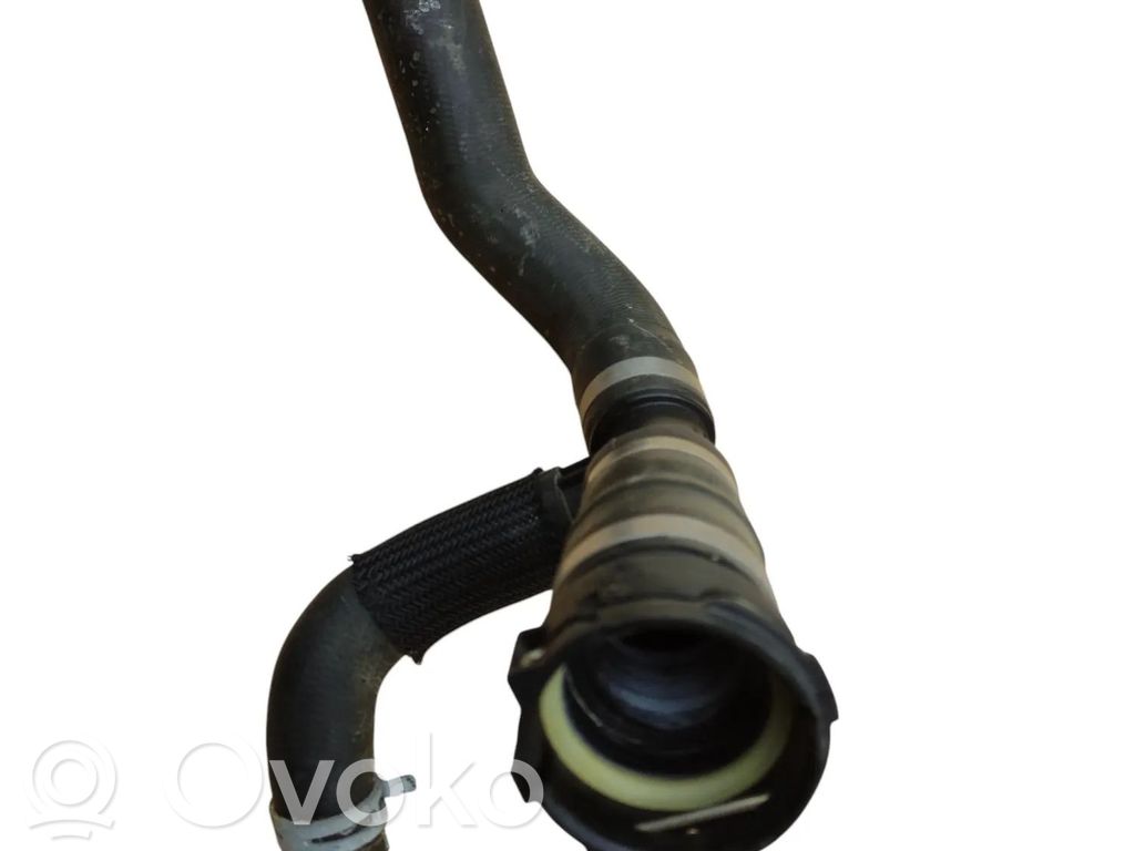 Ford Kuga III Engine coolant pipe/hose 