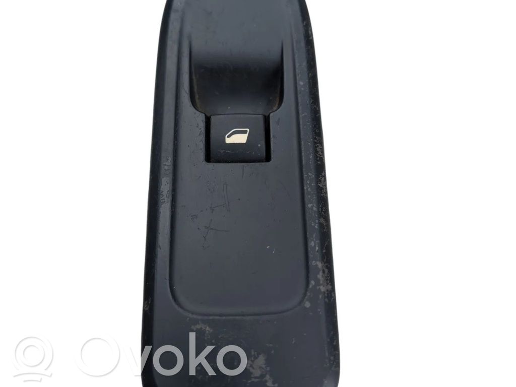Electric window control switch   96565184XT