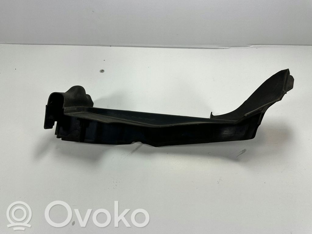 Front arch trim