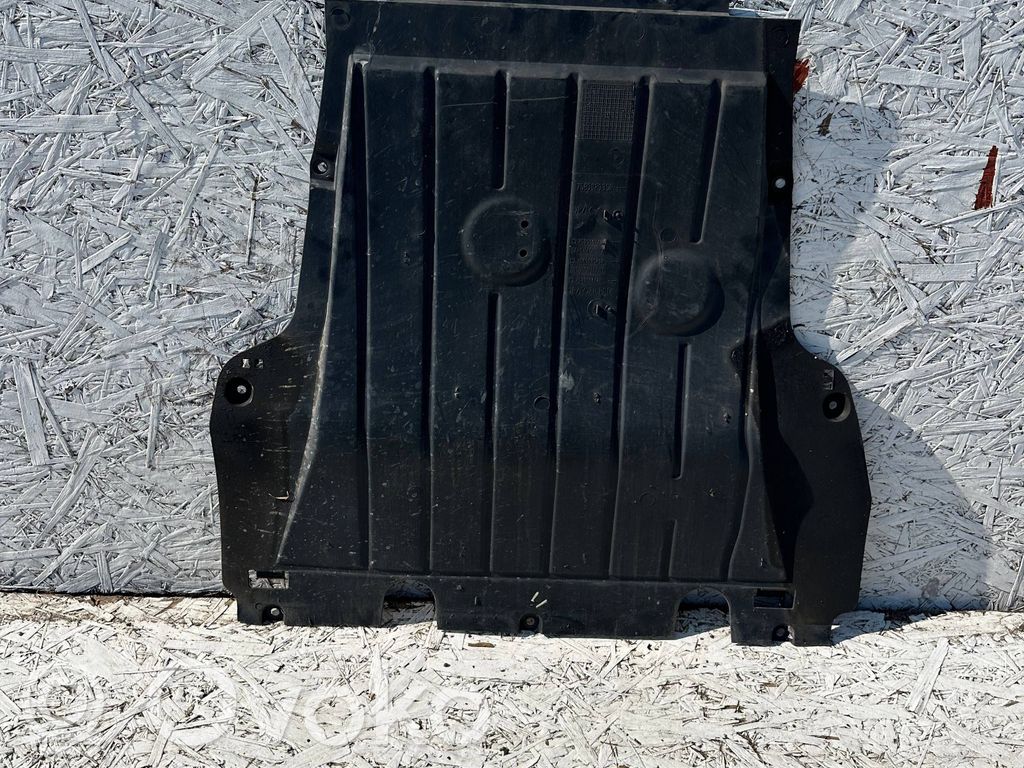Renault Captur Engine splash shield/under tray 