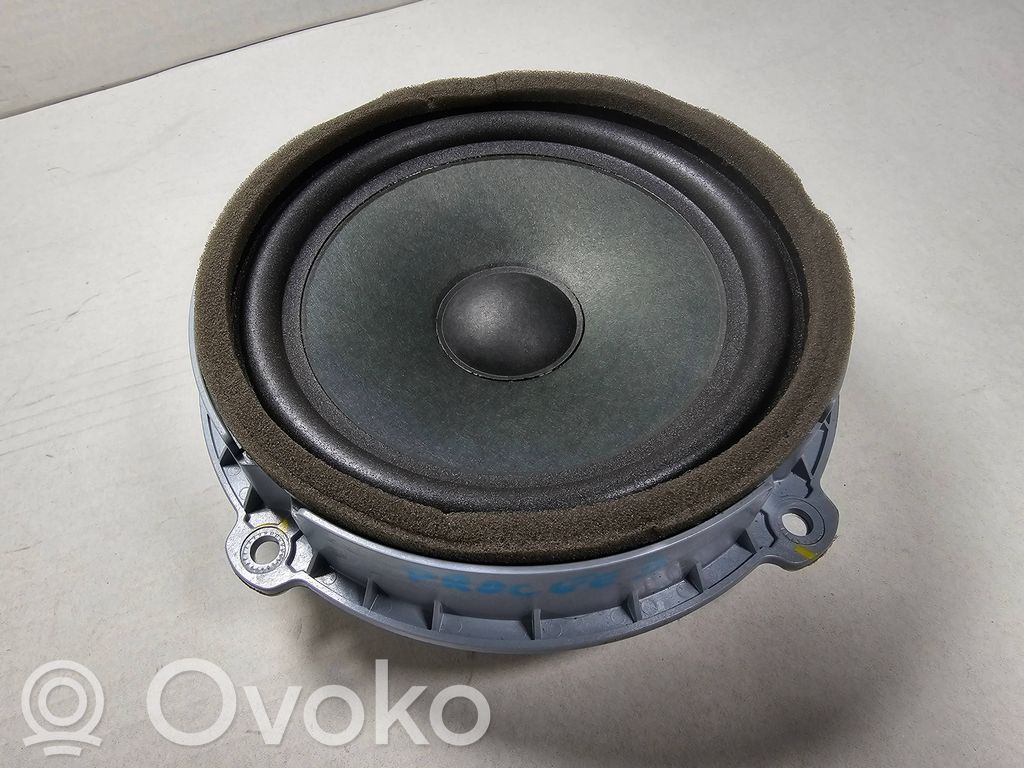 KIA Pro Cee'd III Etuoven kaiutin 