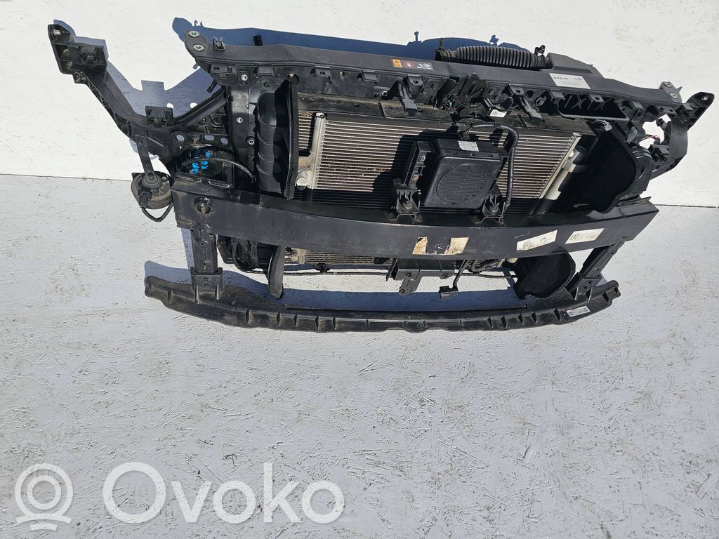 Radiatorių panelė