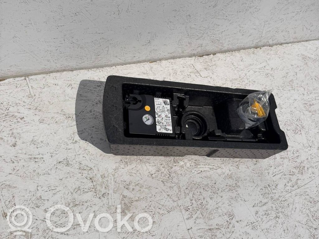 Caja de herramientas   09149J7950