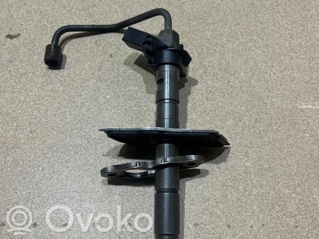 Inyector de combustible   059130277AB,050423