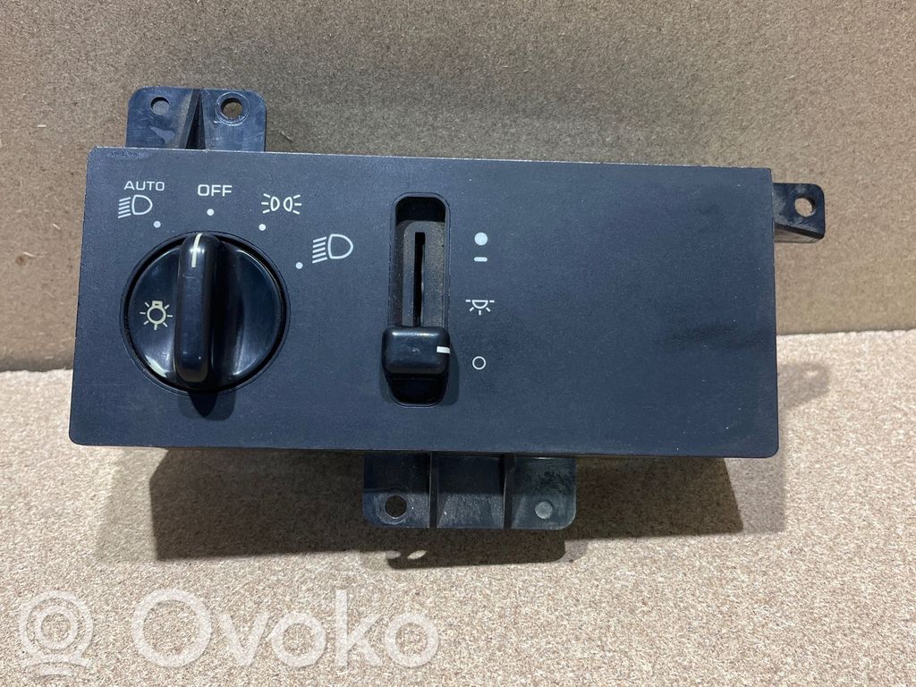 Light switch   758144,62552B,560092140