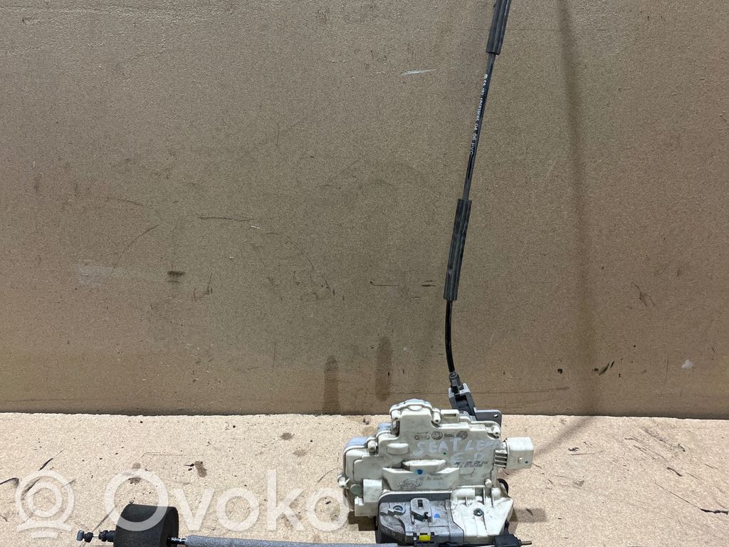 Seat Leon (1P) Rear door lock 