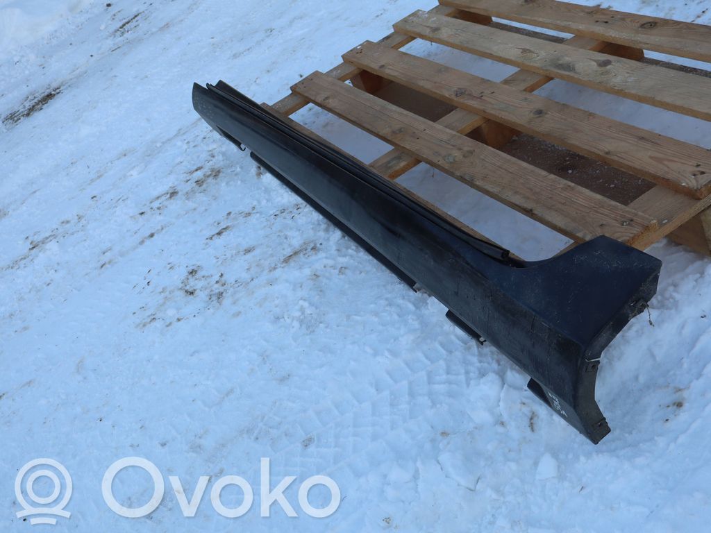 Slenkstis   31333004