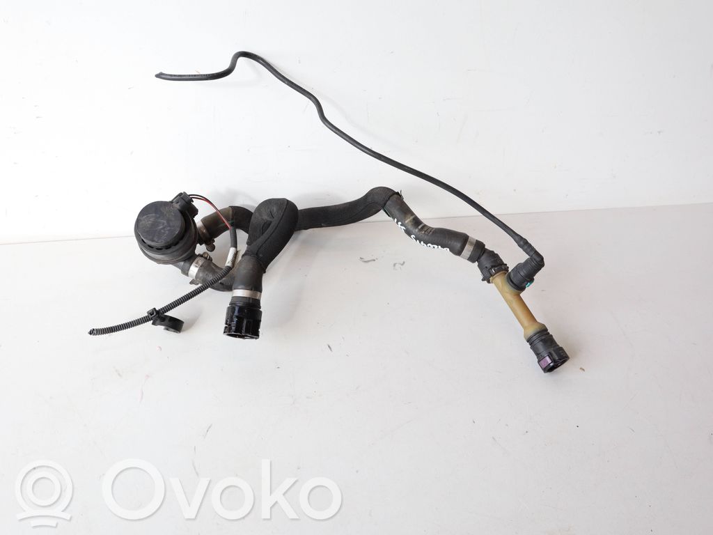 Engine coolant pipe/hose   31368660
