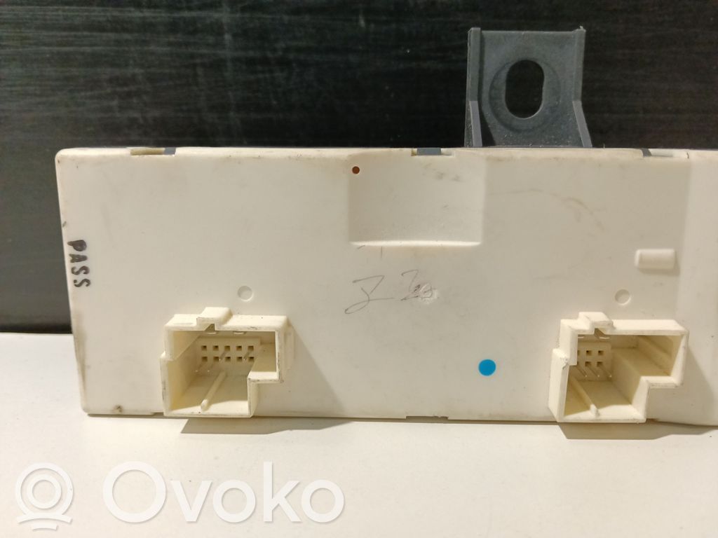 Tailgate/trunk control unit/module   A2139000814,04929563,A207426350800