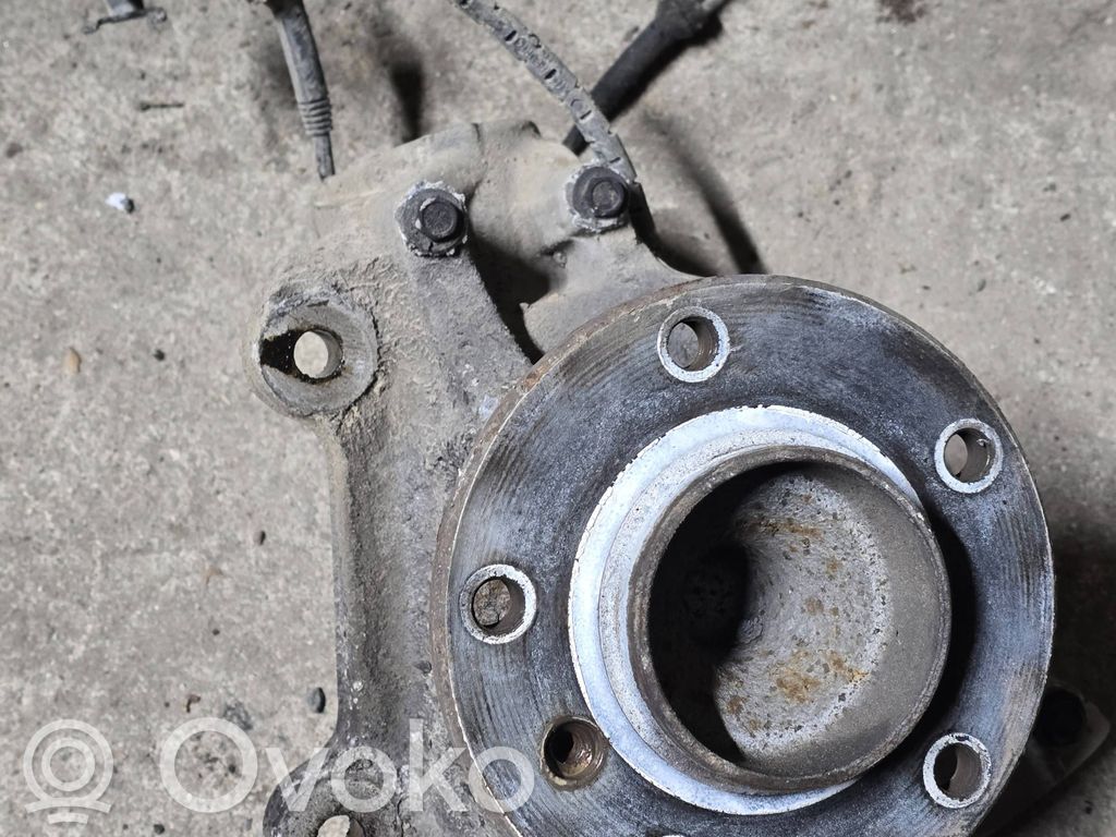 Front wheel hub   6764444,12201210,AC42100