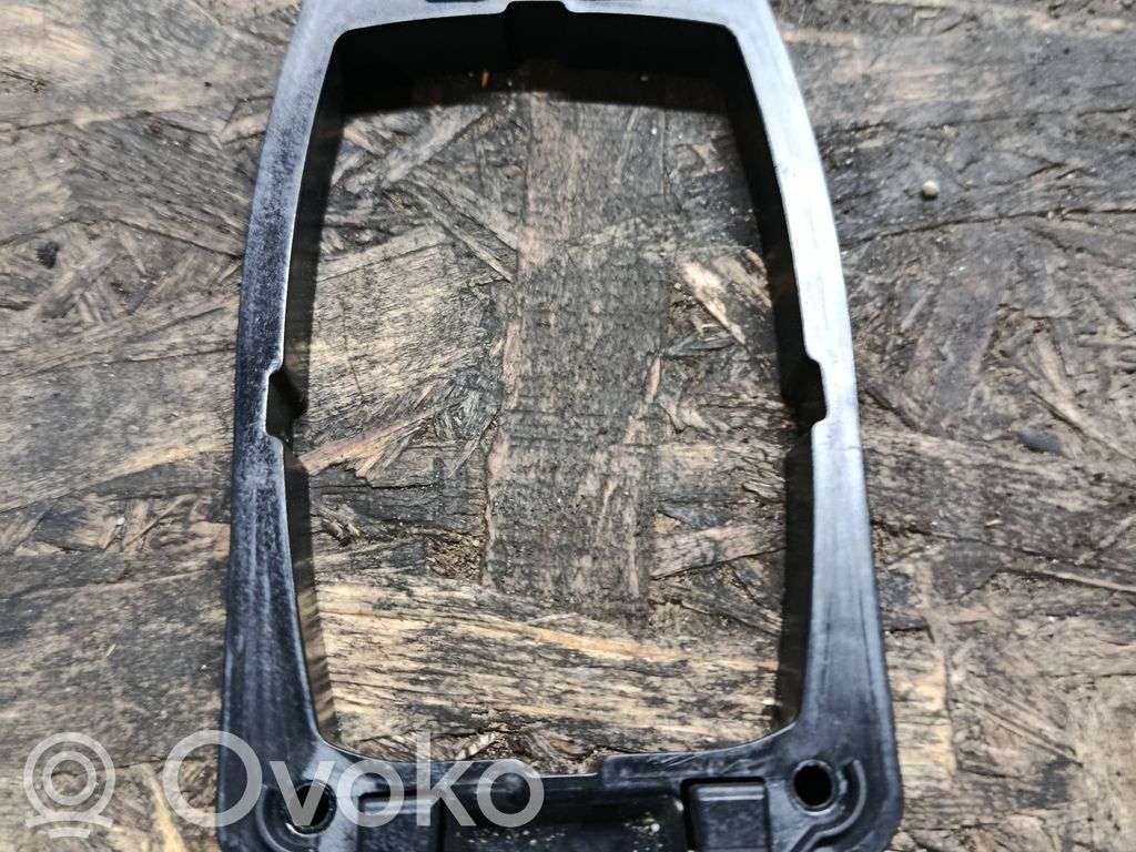 Otros repuestos del interior   9155987