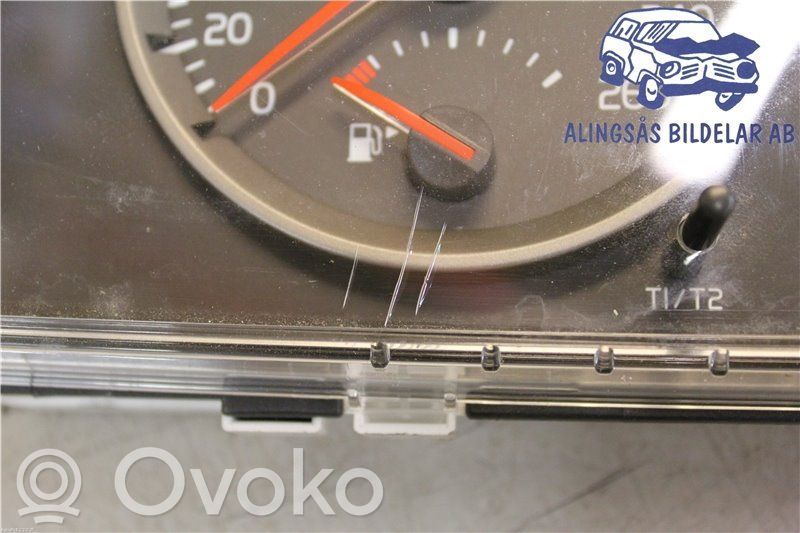 Volvo S40 Speedometer (instrument cluster) 