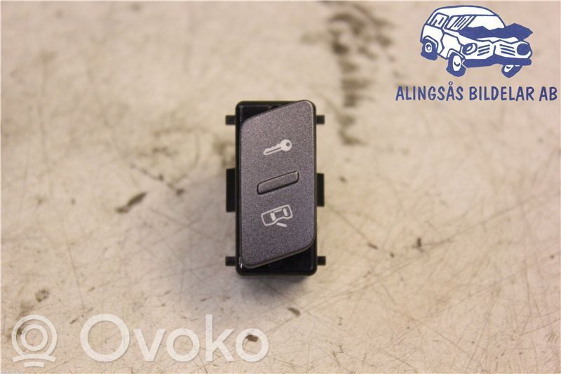 Central locking switch button   3D0962125B