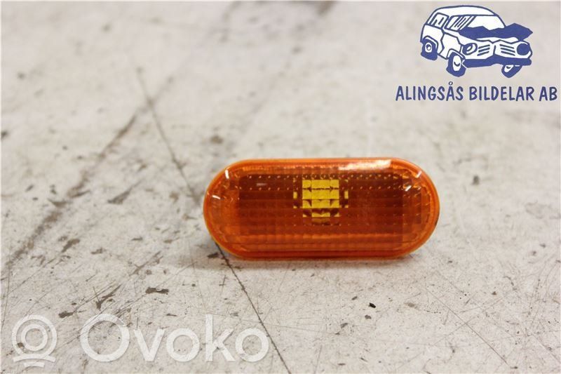 Front fender indicator light   4360568,2S6A13K354AO