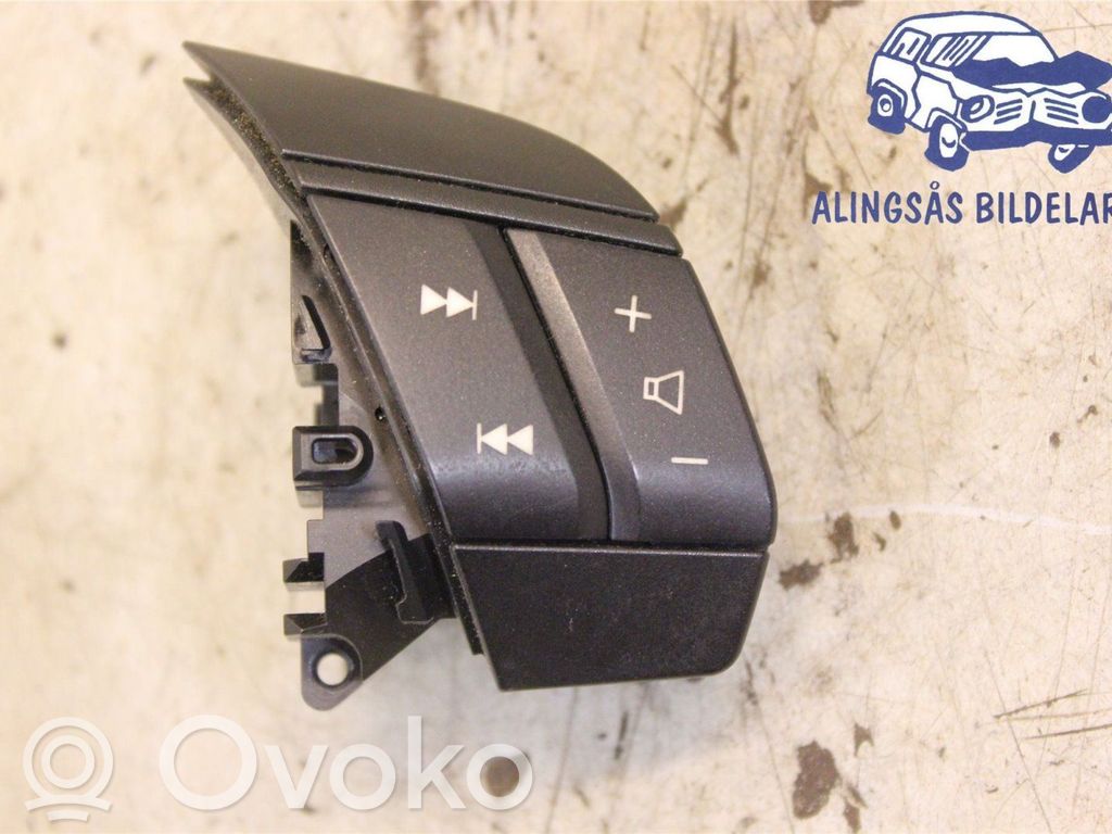 Volvo S60 Stūres pogas / slēdži 