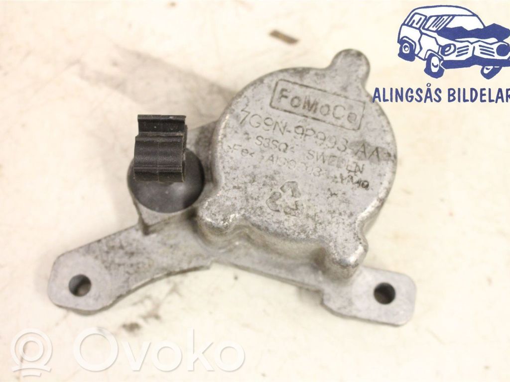 Volvo V70 Sonstiges Einzelteil Motor 