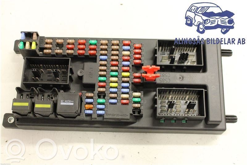 Módulo de fusible   YQE500300