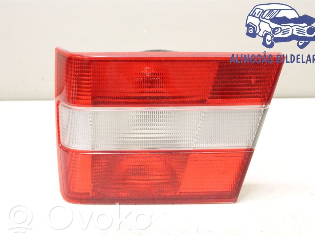 Volvo S90, V90 Lampy tylnej klapy bagażnika 