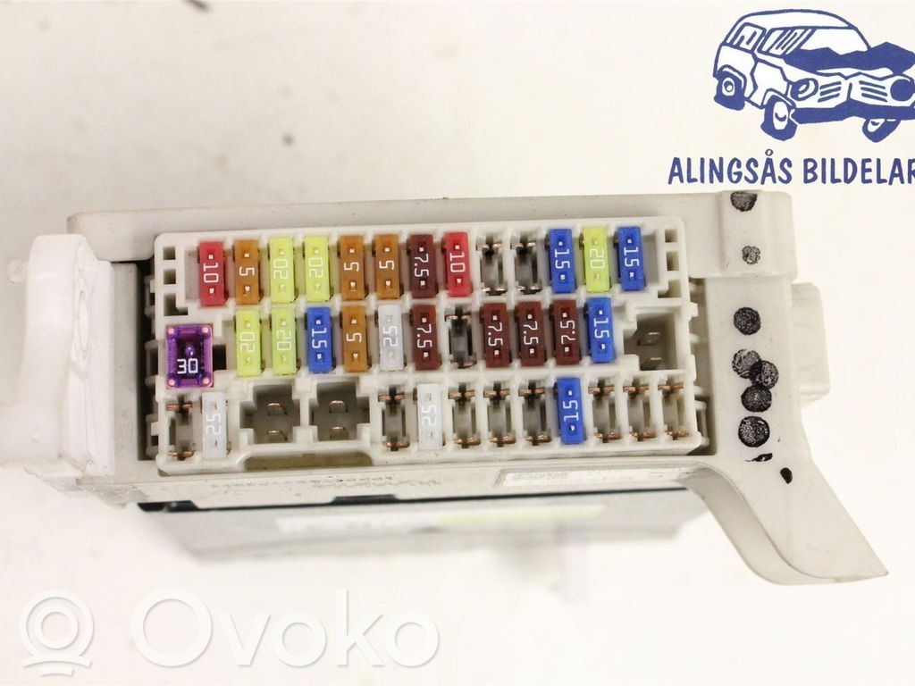 Toyota Yaris Fuse module 