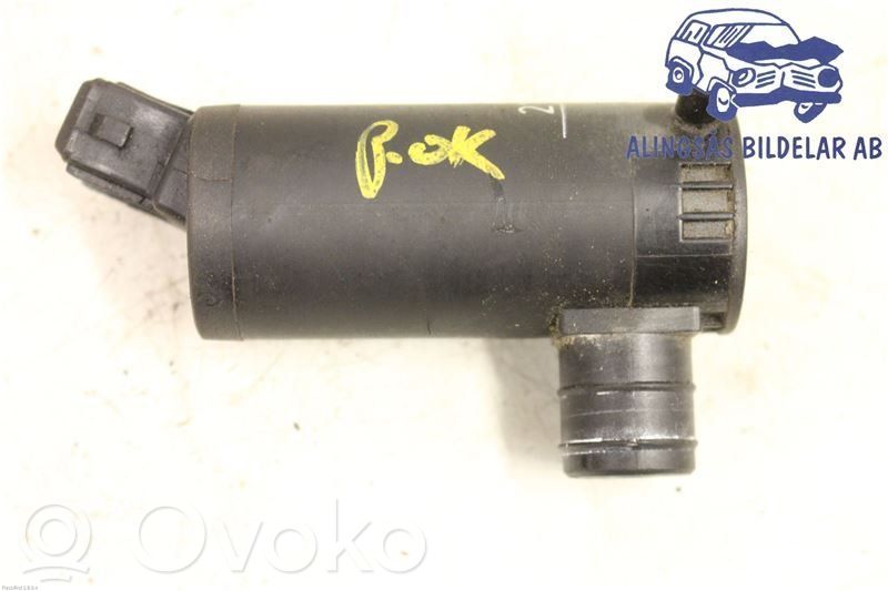Windscreen/windshield washer pump