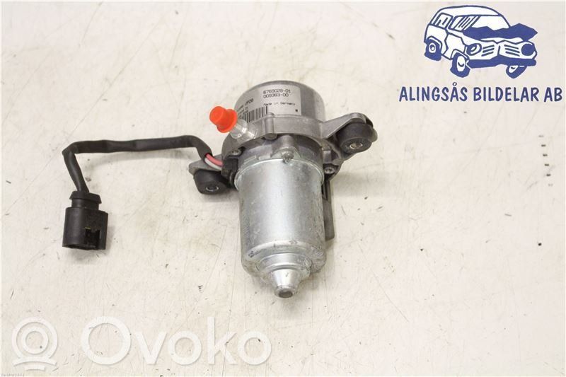 Vacuum pump   676902901
