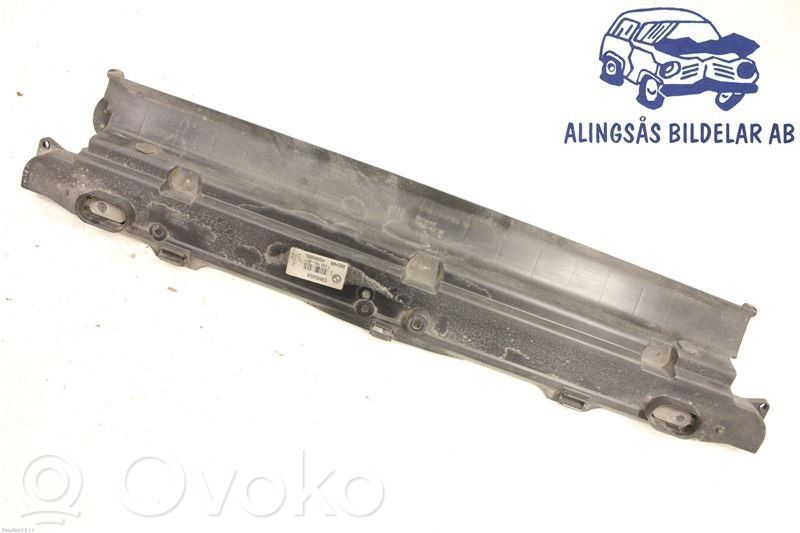 BMW 5 E60 E61 Ylempi jäähdyttimen ylätuen suojapaneeli 
