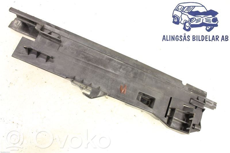 Radiator support slam panel bracket   17118572189,7799762,7799762