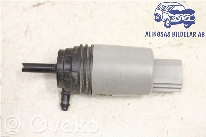 Windscreen/windshield washer pump   67127302589,67126934159,67126934159