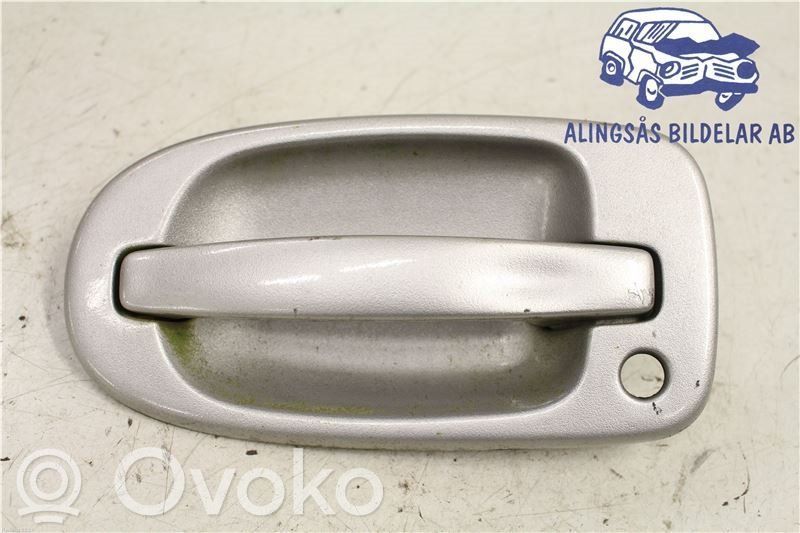 Manecilla externa puerta delantera