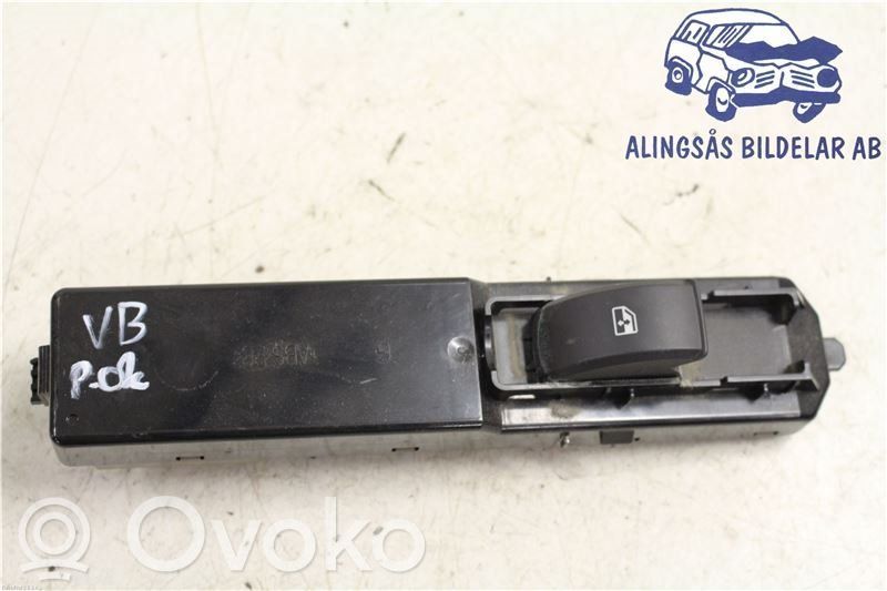 Cadillac BLS Electric window control switch 