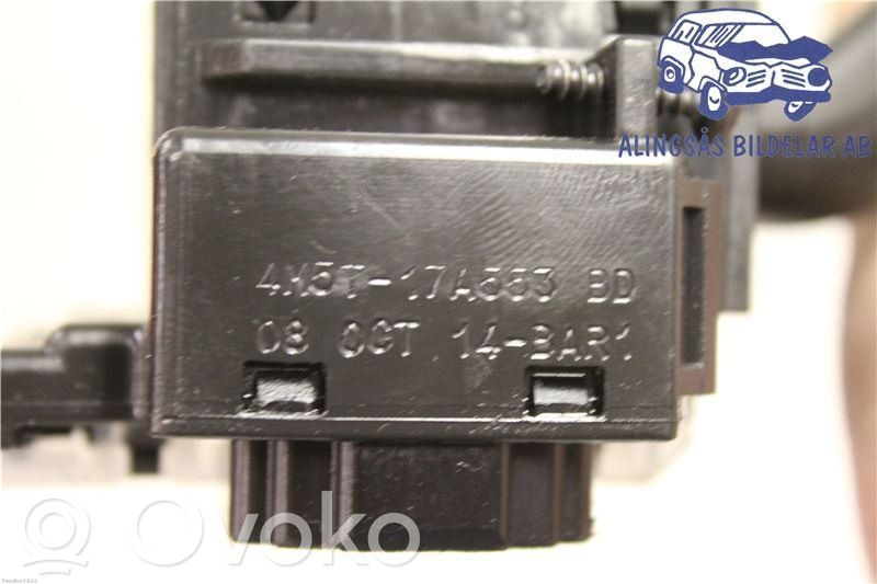 Valytuvų rankenėlė   4M5T17A553BD