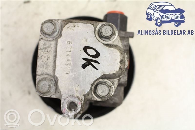 KIA Sorento Ohjaustehostimen pumppu 