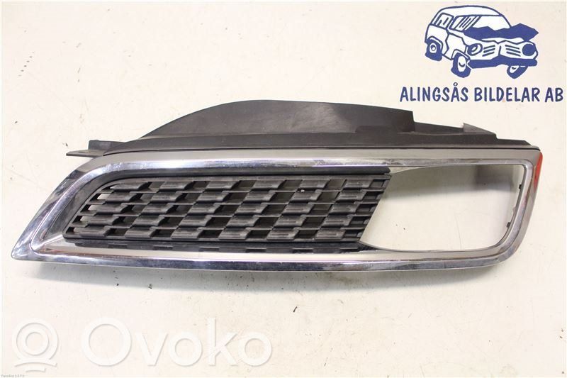 Nissan Micra Grille inférieure de pare-chocs avant 