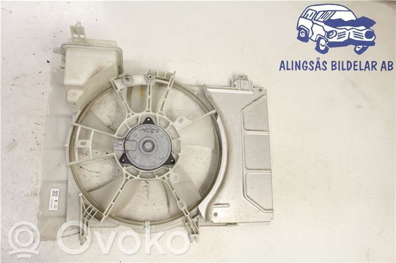 Toyota Yaris Elektryczny wentylator chłodnicy 