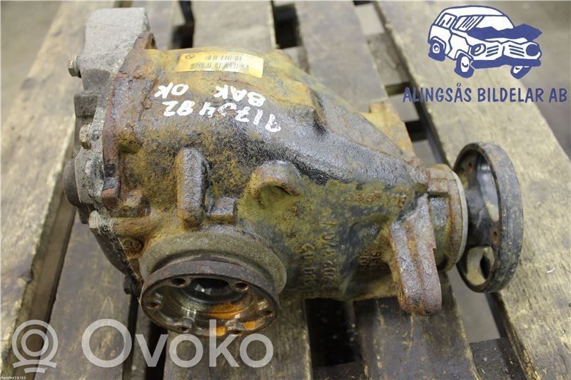 Rear differential   33107566170,755714901