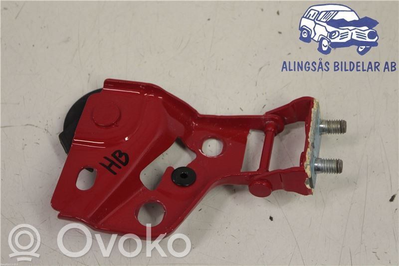 Tailgate/trunk/boot hinge