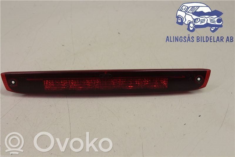 Luz de freno adicional/tercera   VP4M5X13A613A
