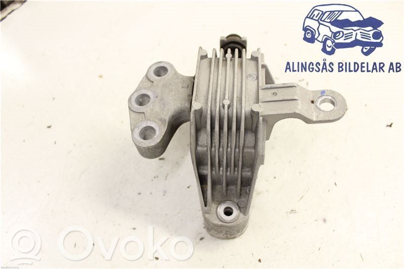 Engine mounting bracket   13248472