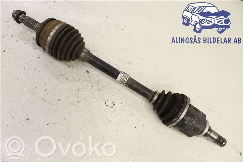Toyota Auris E180 Eje de transmisión delantero 
