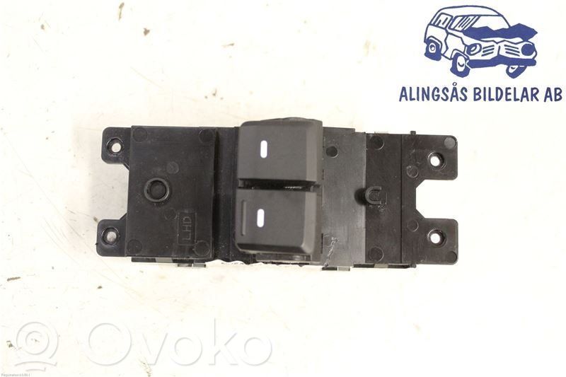 Hyundai i20 (GB IB) Przyciski szyb 
