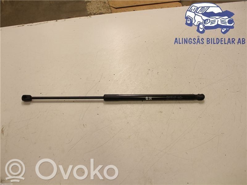 Suzuki Swift III Amortyzator / Siłownik tylnej klapy bagażnika 