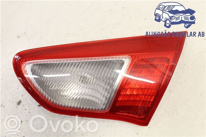 Mitsubishi Lancer X Aizmugurējais lukturis pārsegā 