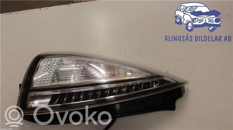 Mazda 5 Rear/tail lights 
