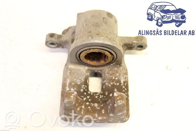 Toyota RAV 4 (XA30) Tylny zacisk hamulcowy 