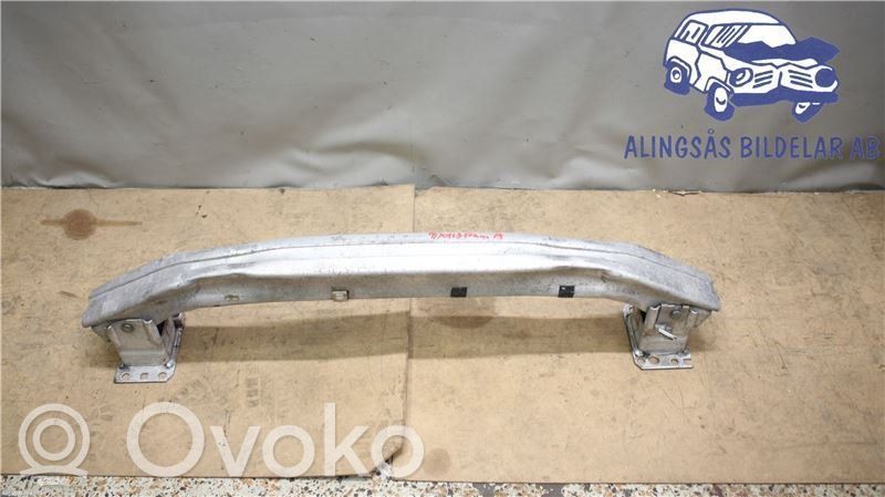 Audi A8 S8 D3 4E Priekšpusē bampera sija / balka 