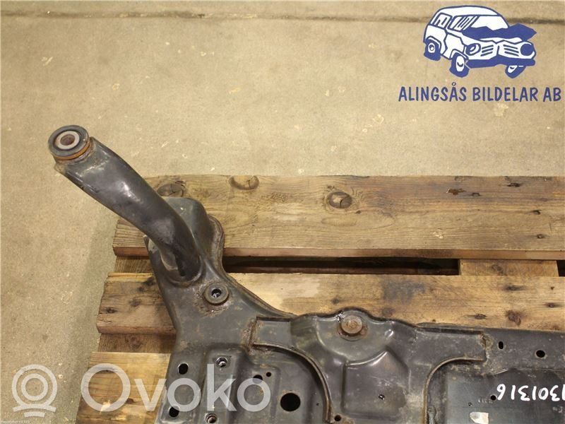 Volvo C30 Front subframe 