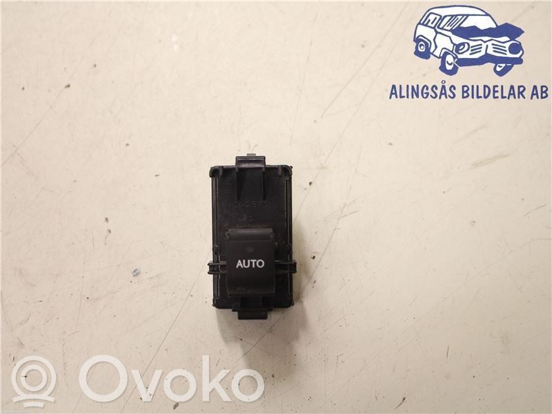 Lexus IS 220D-250-350 Przyciski szyb 